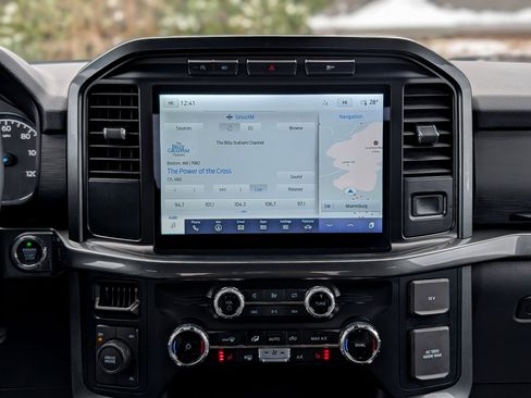 Used 2023 Ford F150 XLT w/ Equipment Group 302A High image 16