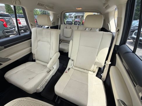 Used 2022 Lexus GX 460 Premium AWD/4WD image 18