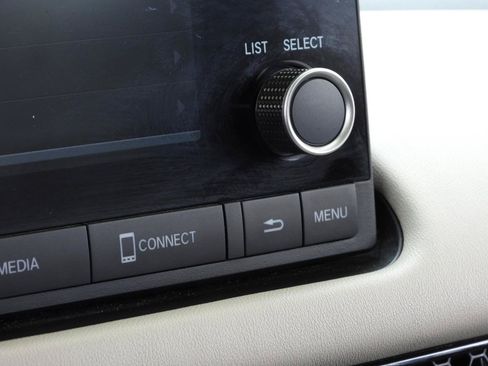 Used 2024 Honda HR-V LX image 61