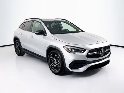 Used 2023 Mercedes-Benz GLA 250 4MATIC image 3