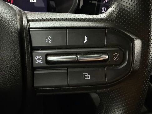 Used 2024 Chevrolet Colorado W/T image 11