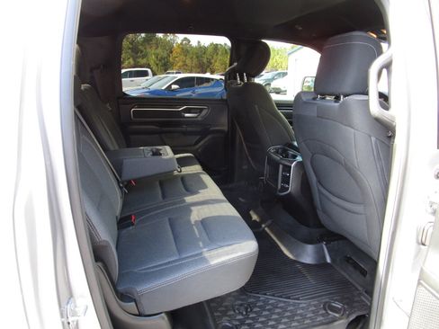 Used 2021 RAM 1500 Lone Star image 29