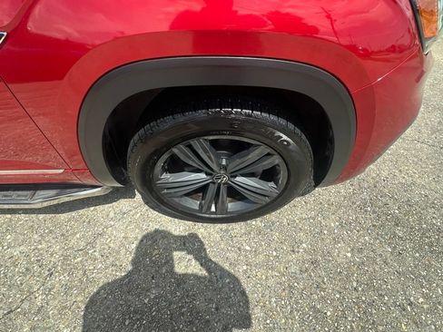 Used 2021 Volkswagen Atlas SE FWD image 18