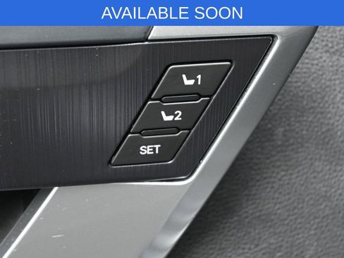 Used 2023 Toyota Tundra Platinum image 12