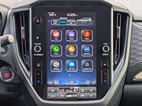 New 2025 Subaru Forester Limited w/ Popular Package image 18