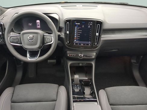New 2024 Volvo XC40 Recharge Ultimate w/ Protection Package Premier image 11