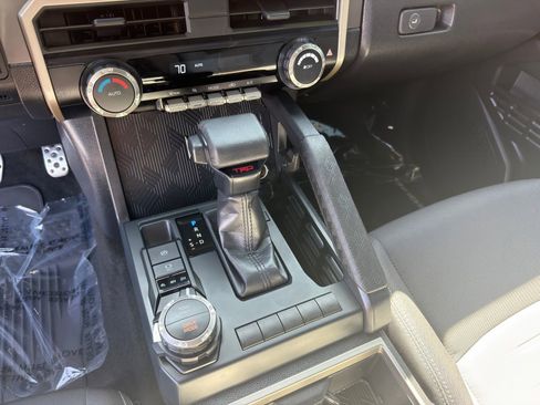 Used 2026 Toyota Tacoma TRD Sport AWD/4WD image 22