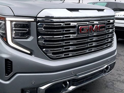 Used 2024 GMC Sierra 1500 Denali w/ Denali Reserve Package image 32