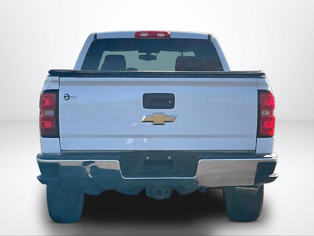 Used 2015 Chevrolet Silverado 1500 LT w/ LT Convenience Package AWD/4WD image 4