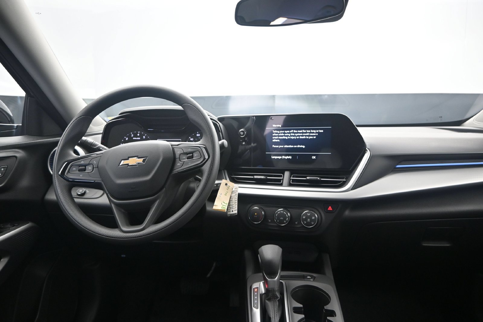 New 2026 Chevrolet Trax LS w/ LS Convenience Package FWD image 18