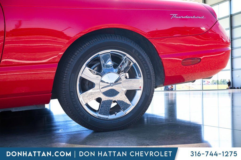 Used 2002 Ford Thunderbird RWD image 32