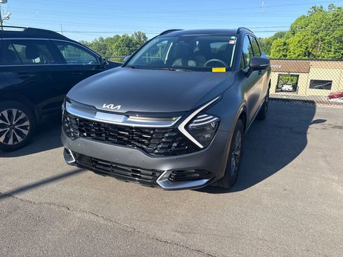 Used 2025 Kia Sportage SX Prestige AWD/4WD image 3