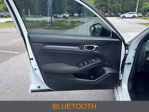 Used 2024 Honda Civic Sport image 3