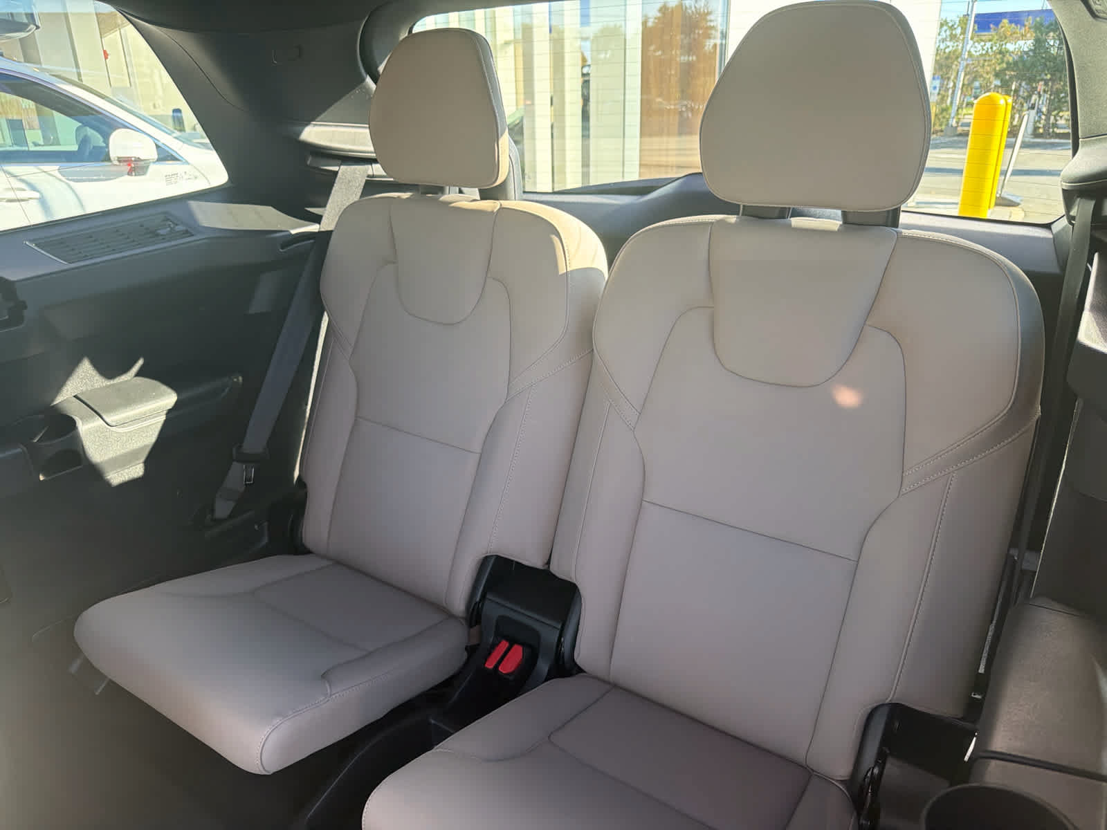 Used 2027 Volvo XC90 B6 Plus AWD/4WD image 14