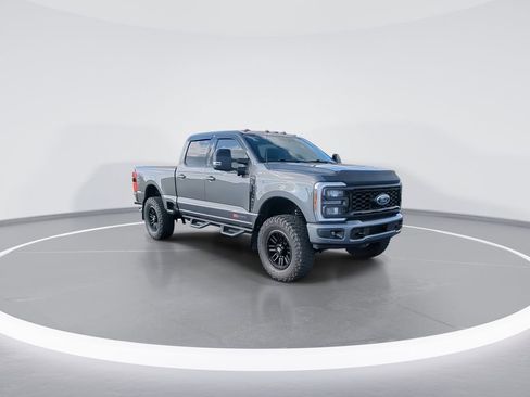 Used 2024 Ford F250 Lariat w/ Lariat Ultimate Package image 2