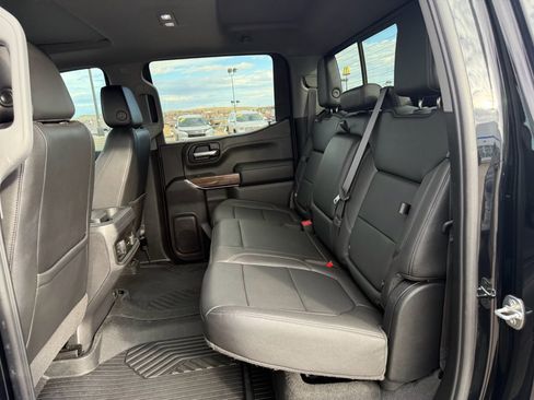 Used 2021 Chevrolet Silverado 1500 LT Trail Boss w/ Convenience Package II image 15