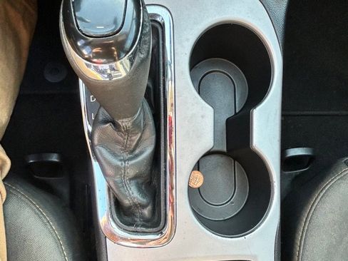 Used 2018 Chevrolet Cruze LS image 14