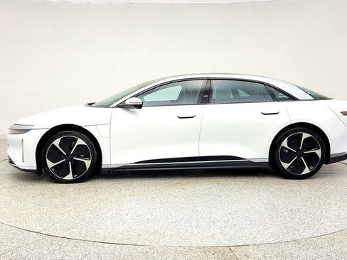 Used 2023 Lucid Air Touring image 8