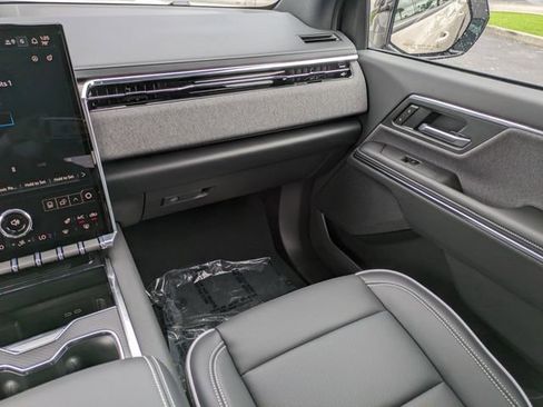 New 2026 GMC Sierra EV Elevation AWD/4WD image 21
