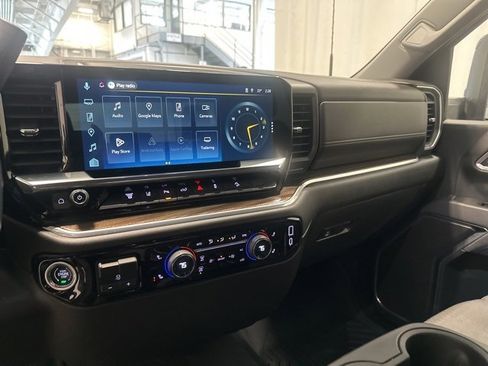 Used 2025 Chevrolet Silverado 2500 LT w/ Safety Package image 21