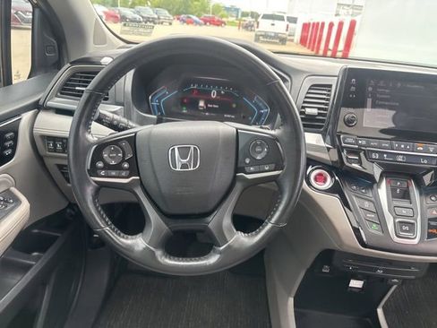 Used 2022 Honda Odyssey Elite image 25