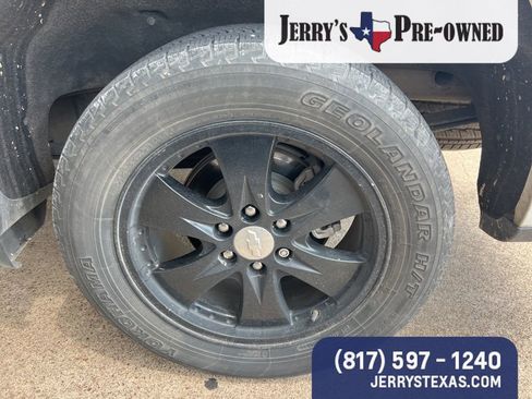 Used 2019 Chevrolet Silverado 1500 LT w/ Texas Edition RWD image 6