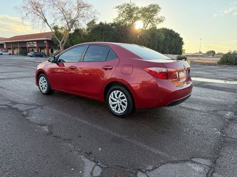 Used 2019 Toyota Corolla LE image 6