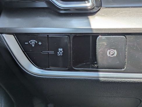 Used 2024 Kia Sportage EX FWD image 15