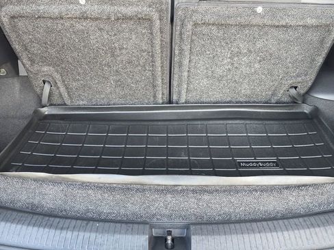 Used 2022 Volkswagen Tiguan SE image 21