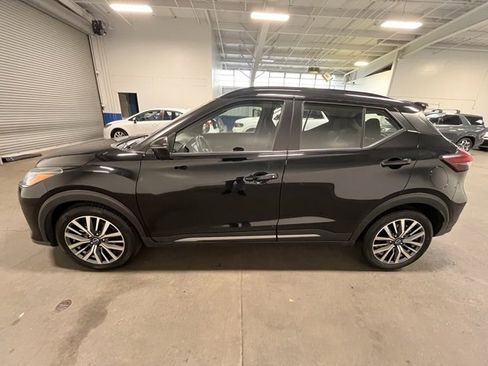 Used 2024 Nissan Kicks SR image 6