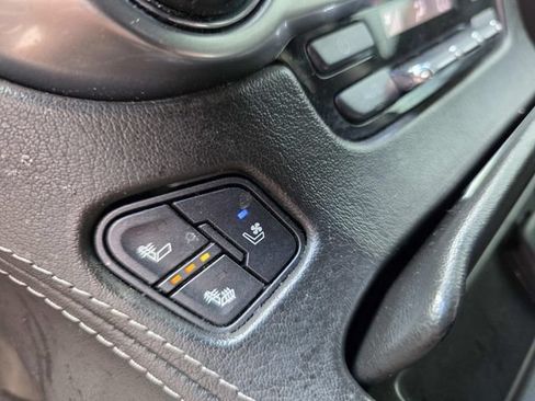 Used 2017 Chevrolet Tahoe Premier RWD image 20