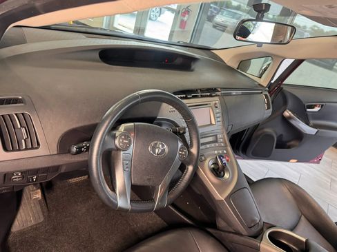 Used 2013 Toyota Prius Persona Series FWD image 20