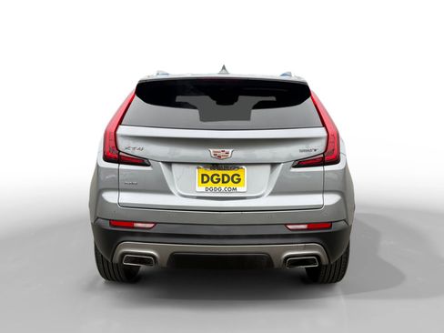 Used 2023 Cadillac XT4 Premium Luxury image 4