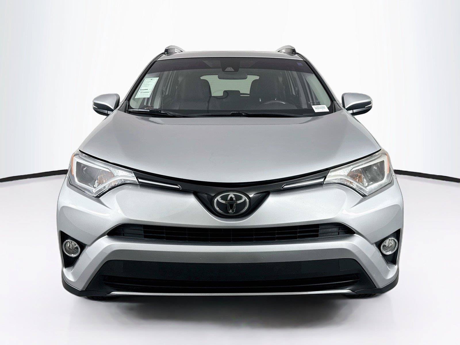 Used 2018 Toyota RAV4 XLE FWD image 7