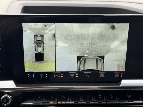 New 2026 GMC Sierra 1500 SLT w/ SLT Premium Plus Package image 47