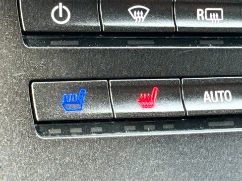 Used 2018 Lincoln MKX Reserve w/ Driver Assistance Package image 21