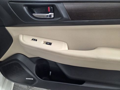 Used 2015 Subaru Legacy 2.5i Limited image 14