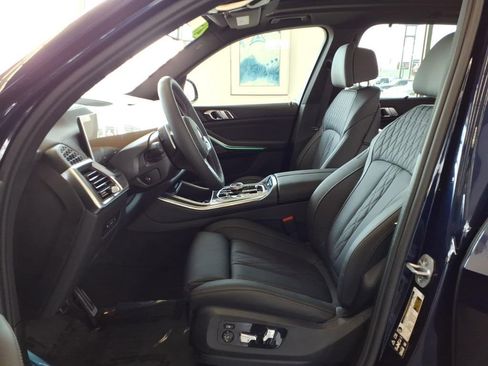 New 2026 BMW X5 M60i image 22