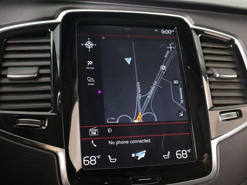 Used 2021 Volvo XC90 T5 Momentum w/ Advanced Package image 7