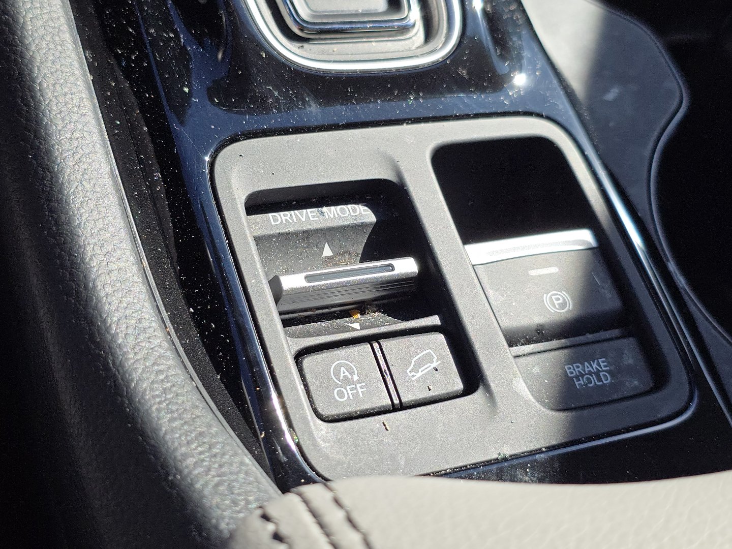 Used 2025 Honda Pilot EX-L image 32