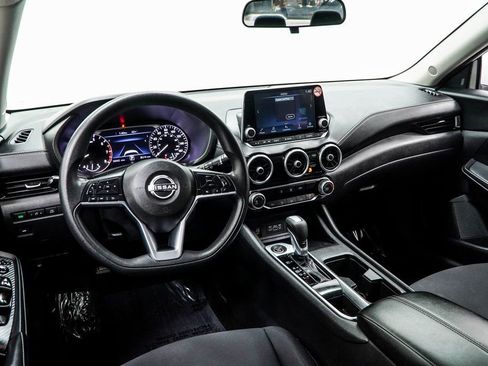 Used 2024 Nissan Sentra SV image 5