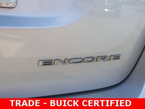 Certified 2022 Buick Encore Preferred w/ Safety Package image 7