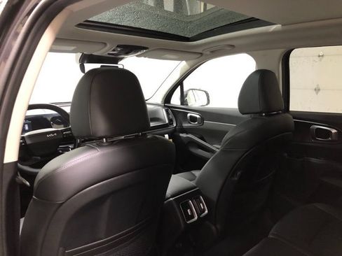 New 2026 Kia Sorento S w/ S Panoramic Sunroof Package FWD image 44