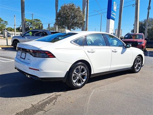 Certified 2025 Honda Accord EX-L image 6