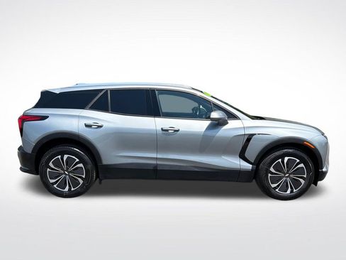 Used 2024 Chevrolet Blazer EV LT AWD/4WD image 7