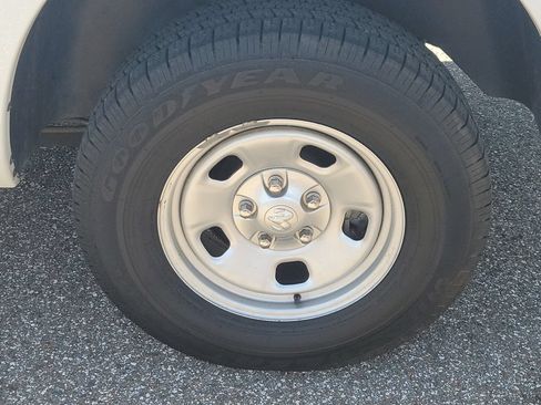 Used 2023 RAM 1500 Tradesman AWD/4WD image 5