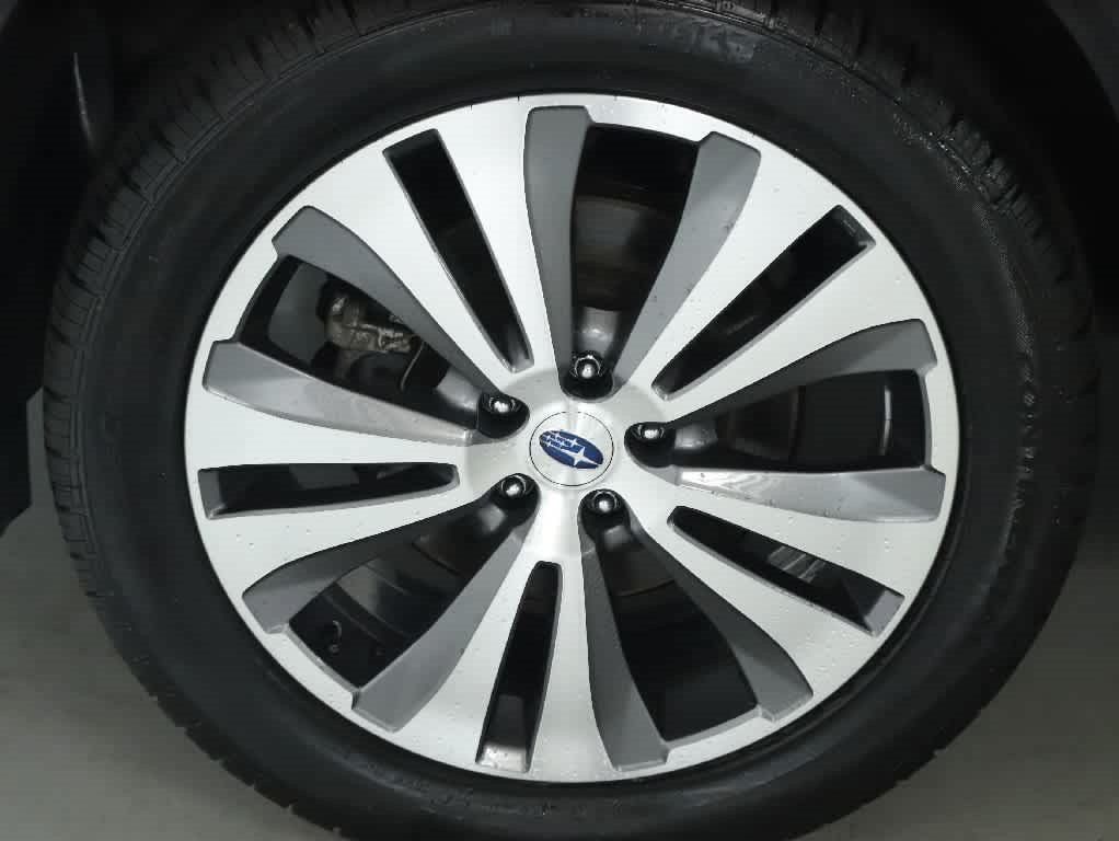 Used 2022 Subaru Ascent Limited w/ Technology Package AWD/4WD image 12