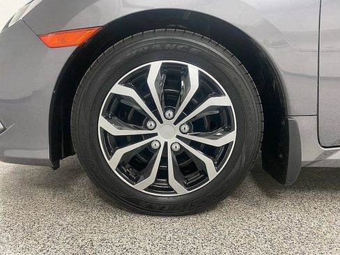 Used 2019 Honda Civic LX image 27
