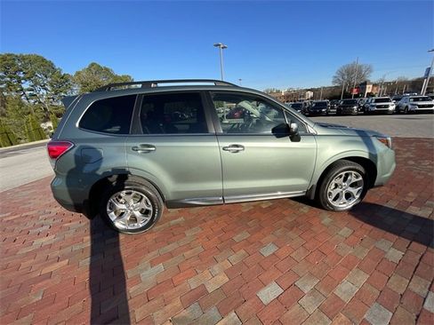 Used 2018 Subaru Forester 2.5i Touring w/ Popular Package #3B image 16