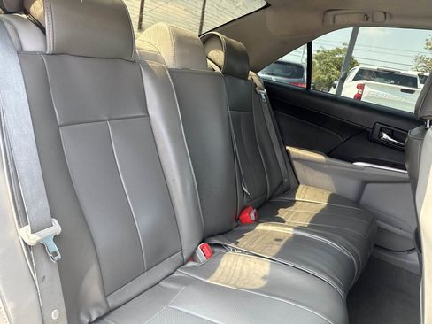 Used 2013 Toyota Camry XLE w/ Leather Pkg FWD image 20